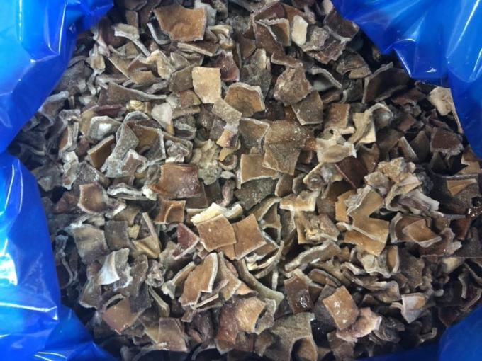 Sinocharm ฤดูกาลใหม่ BRC ได้รับการรับรอง W 4-6 มม. เห็ดแช่แข็งสด IQF แถบฟังกัสสีดำ 4
