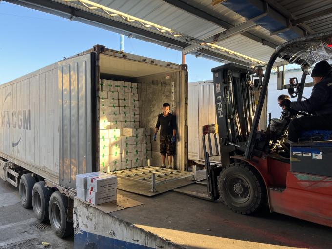 ราสเบอรี่สดแข็งคุณภาพสูง เลือกด้วยมือเพื่อรสหวาน สําหรับน้ําผึ้ง ของหวาน น้ํามะนาว 12